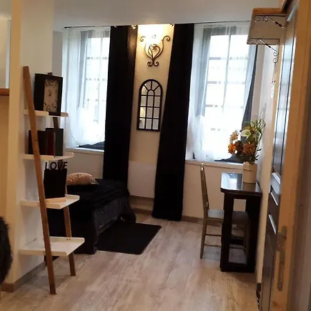 Logis L'estelvin D'hotes Bed & Breakfast 3*