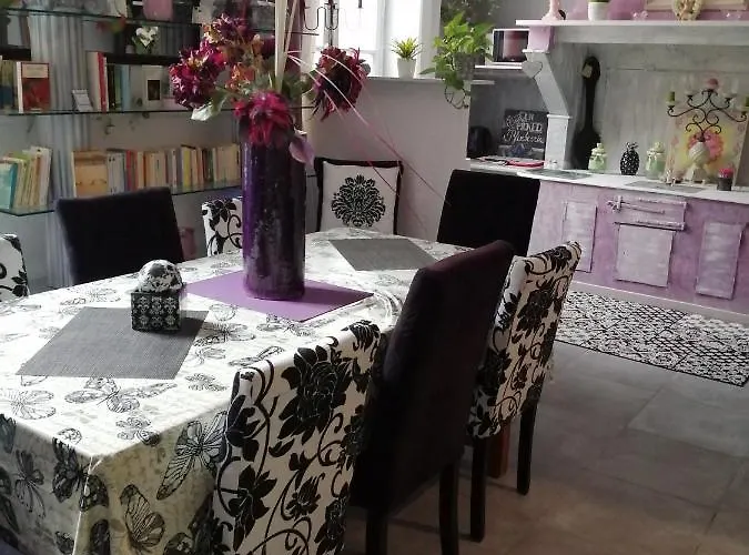 Bed & Breakfast Logis L'estelvin D'hotes 3*